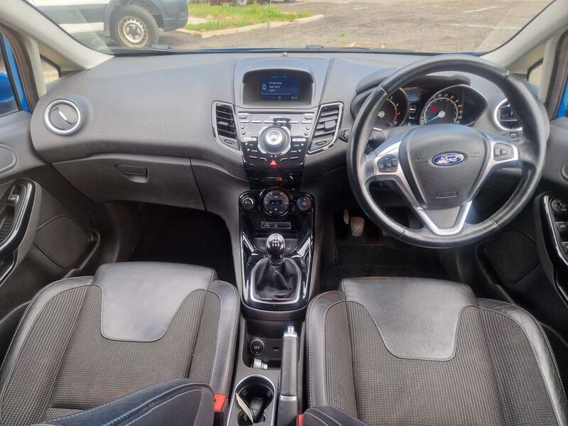 FORD FIESTA