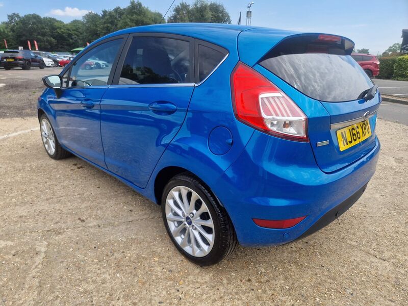 FORD FIESTA