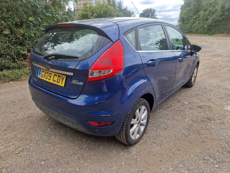 FORD FIESTA