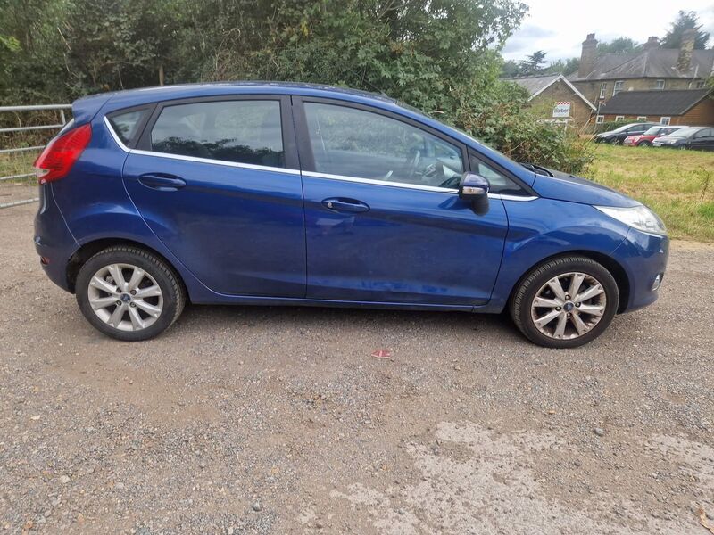 FORD FIESTA