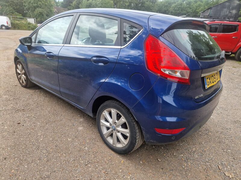 FORD FIESTA