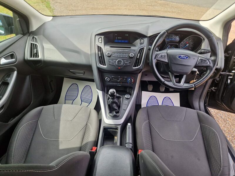 FORD FOCUS