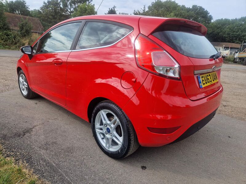 FORD FIESTA