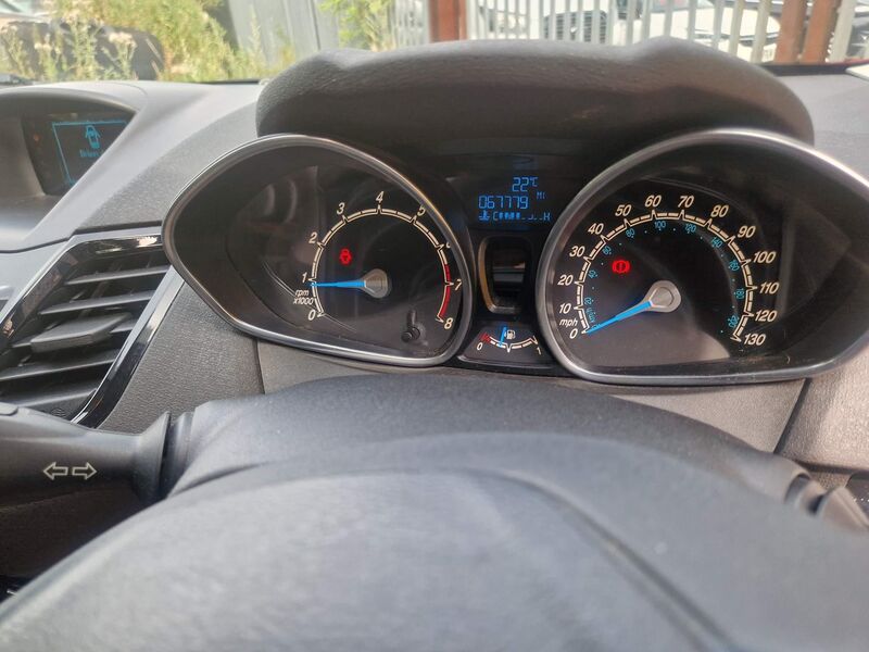 FORD FIESTA
