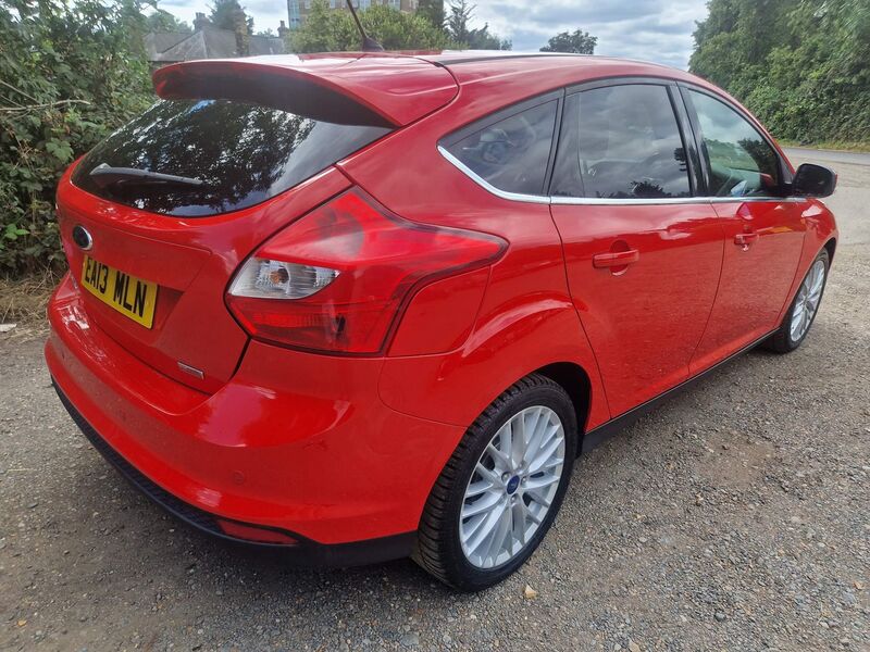 FORD FOCUS