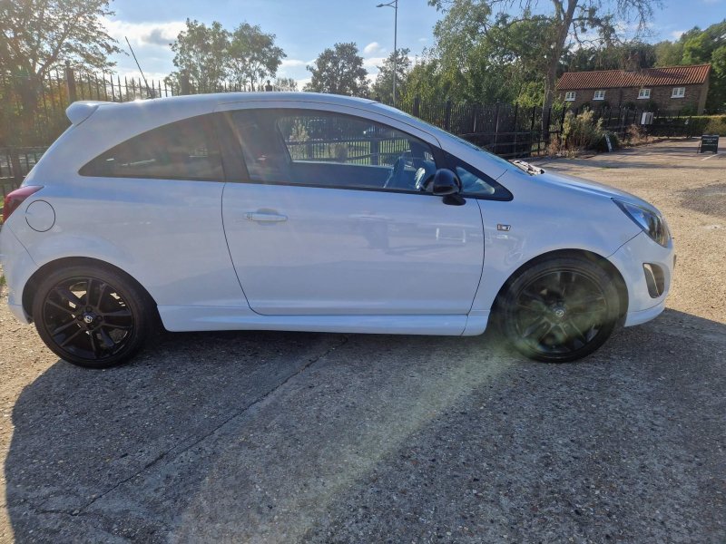 VAUXHALL CORSA