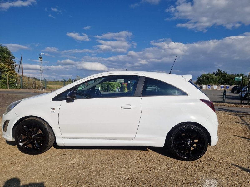 VAUXHALL CORSA