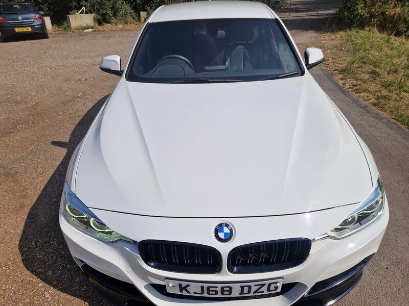 View BMW 3 SERIES 2.0 320i M Sport Auto Euro 6 (s/s) 4dr