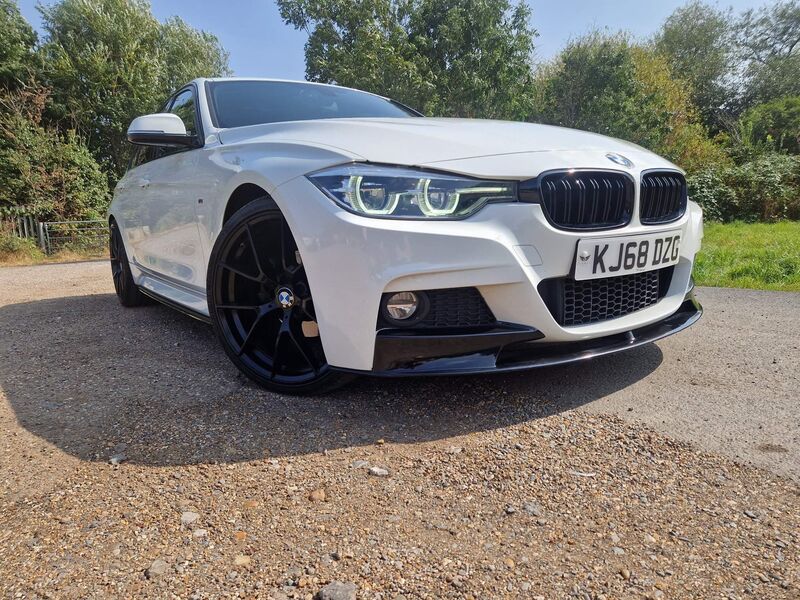 View BMW 3 SERIES 2.0 320i M Sport Auto Euro 6 (s/s) 4dr