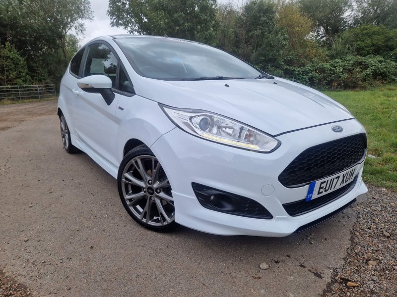 View FORD FIESTA 1.0T EcoBoost ST-Line Euro 6 (s/s) 3dr