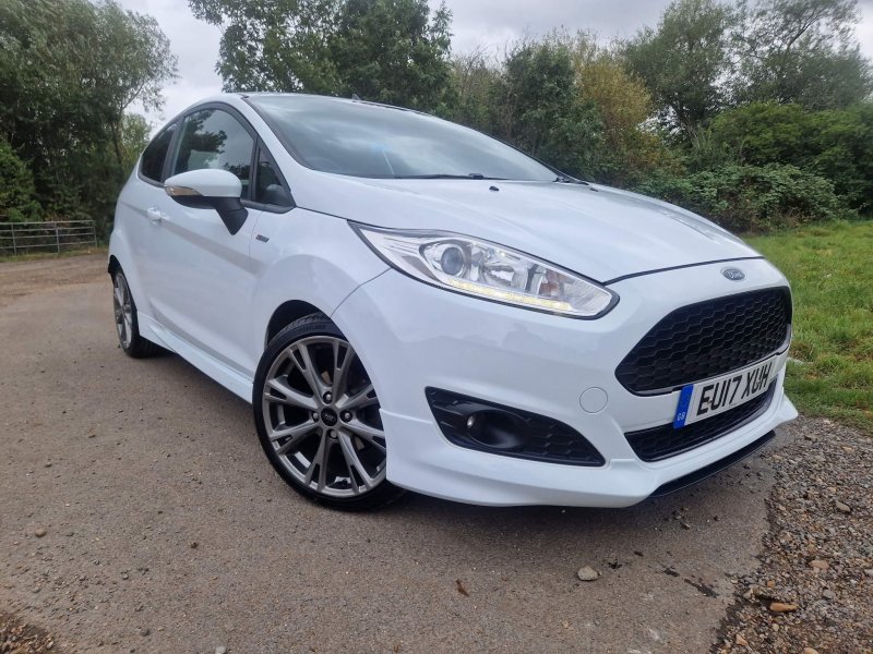 View FORD FIESTA 1.0T EcoBoost ST-Line Euro 6 (s/s) 3dr