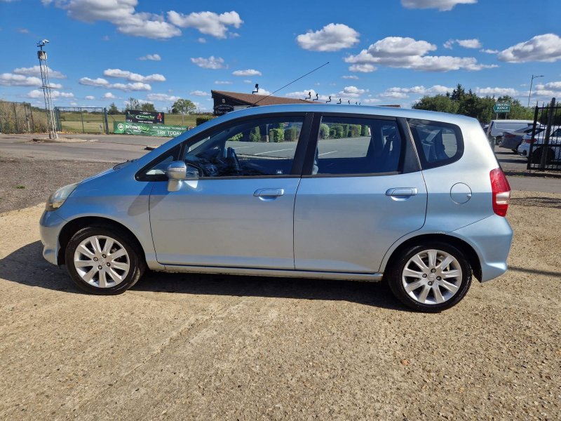 HONDA JAZZ