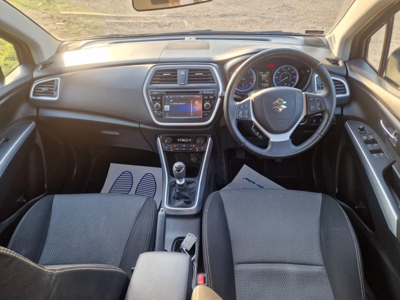 SUZUKI SX4 S-CROSS