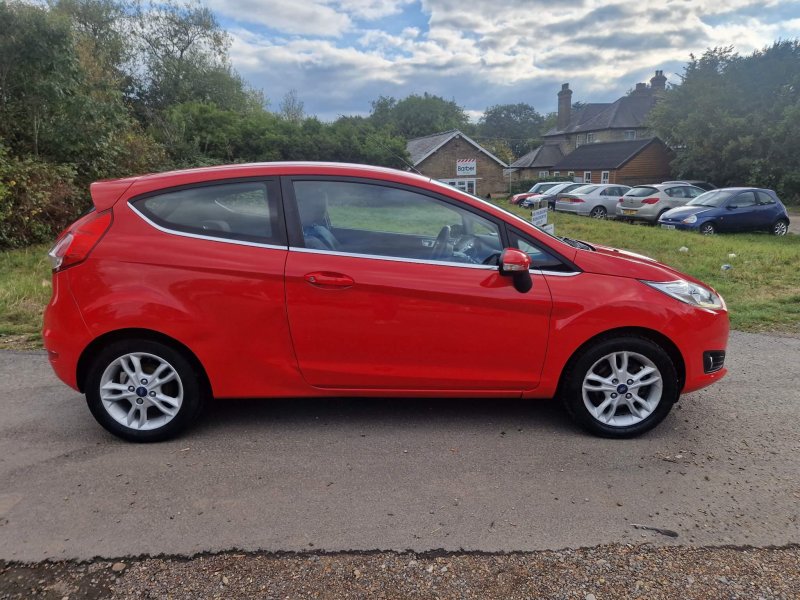 FORD FIESTA