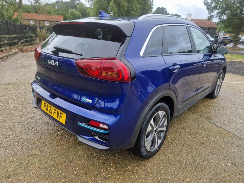 KIA NIRO