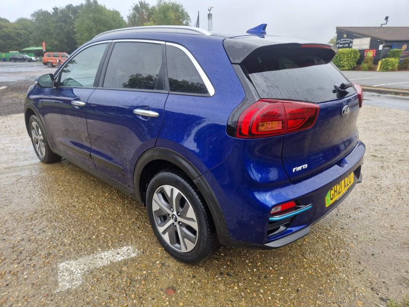 KIA NIRO