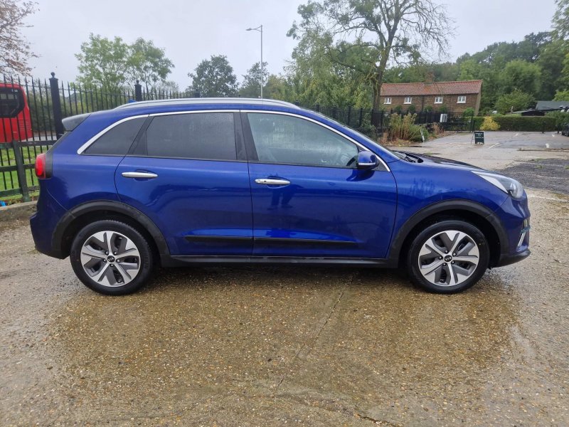KIA NIRO