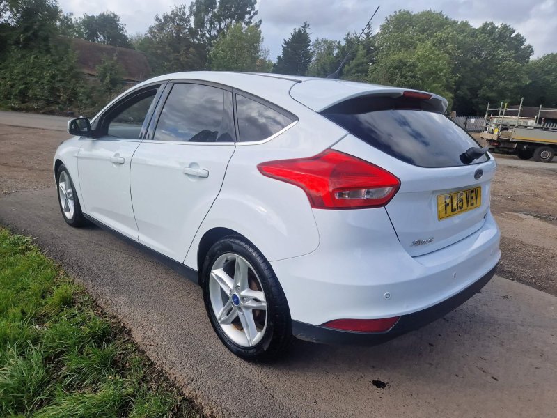 FORD FOCUS
