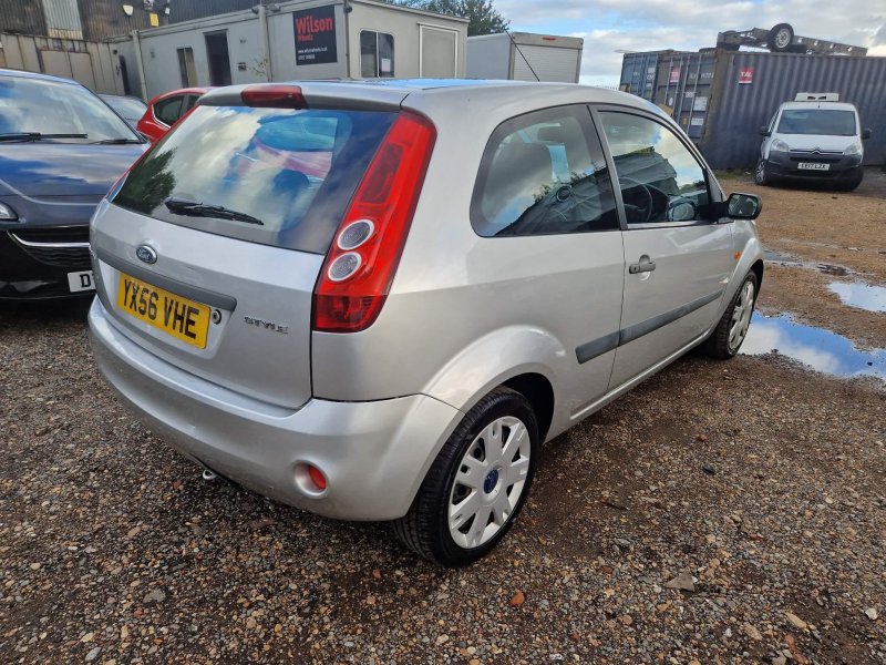 View FORD FIESTA 1.25 Style 3dr