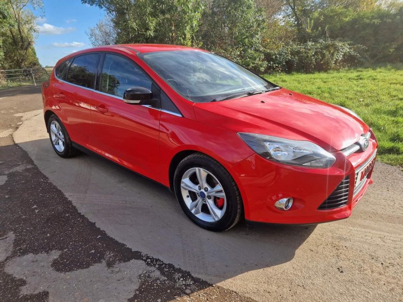 FORD FOCUS