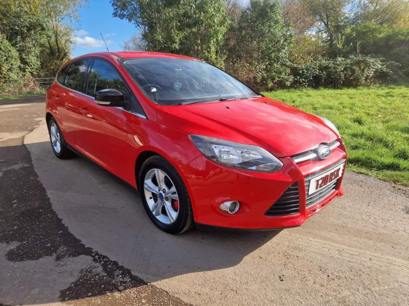 FORD FOCUS