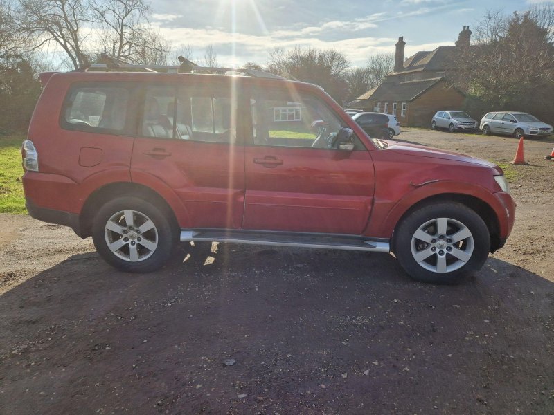 MITSUBISHI SHOGUN