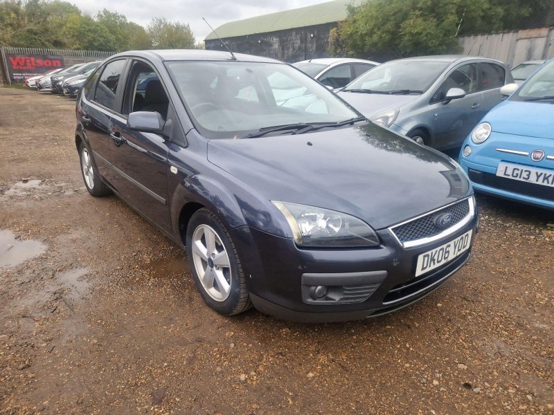 View FORD FOCUS 1.6 Zetec Climate 5dr
