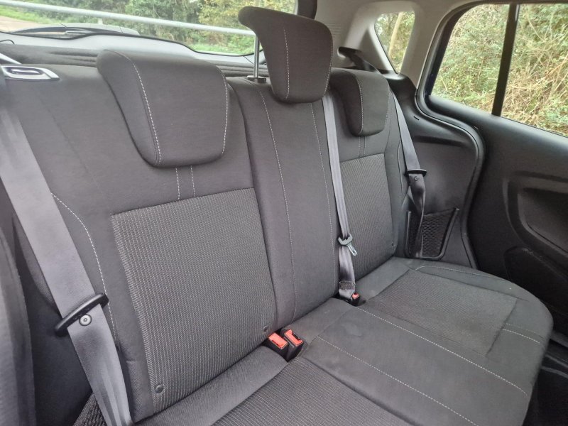 FORD B-MAX