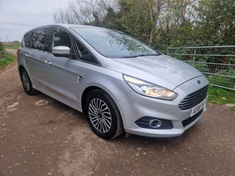 View FORD S-MAX 2.0 EcoBlue Titanium Euro 6 (s/s) 5dr