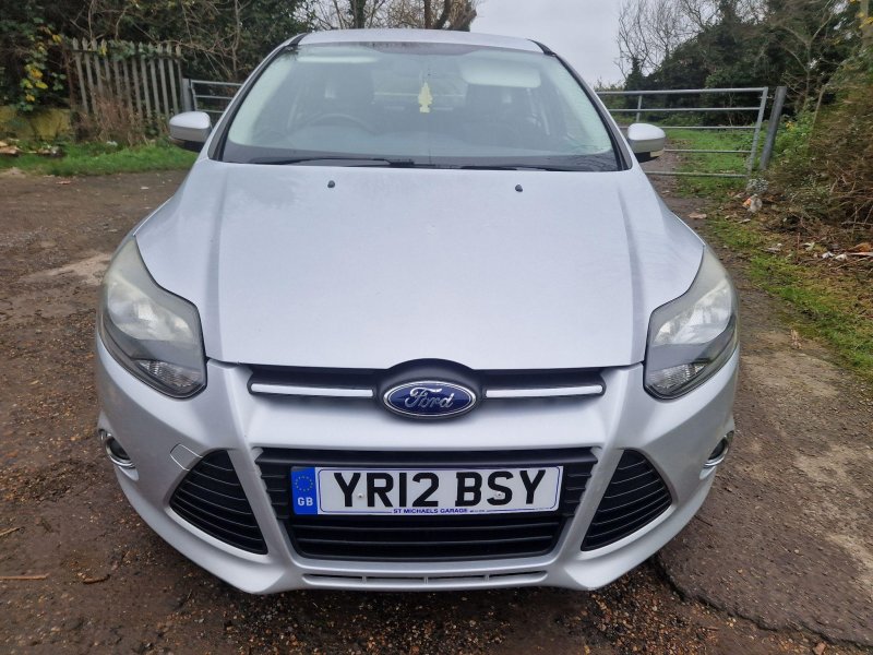 View FORD FOCUS 1.6 Zetec Powershift Euro 5 5dr