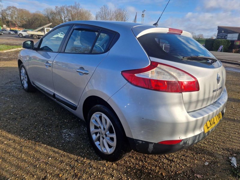 RENAULT MEGANE