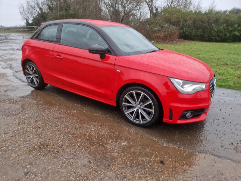 View AUDI A1 1.6 TDI S line Style Edition Euro 5 (s/s) 3dr