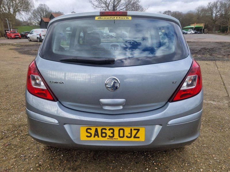 VAUXHALL CORSA