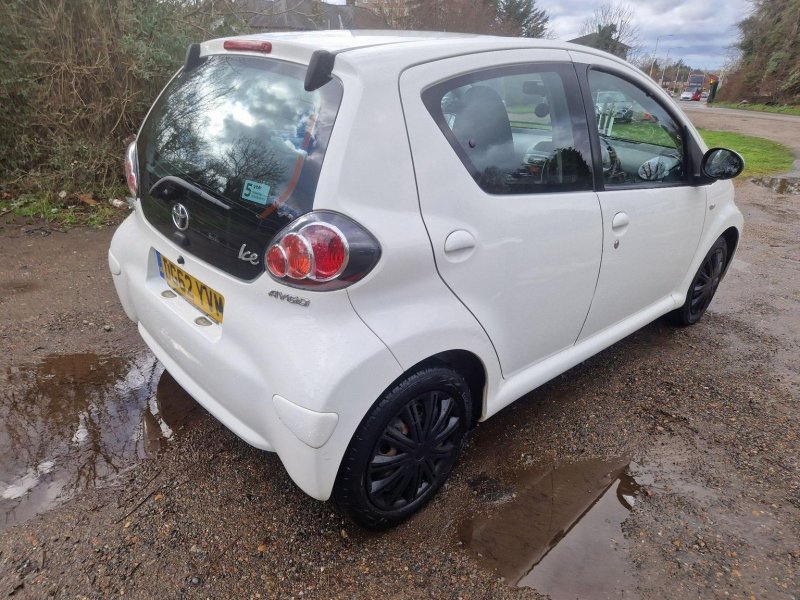 TOYOTA AYGO
