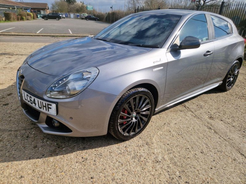 View ALFA ROMEO GIULIETTA 1.4 TB MultiAir QV Line Euro 6 (s/s) 5dr