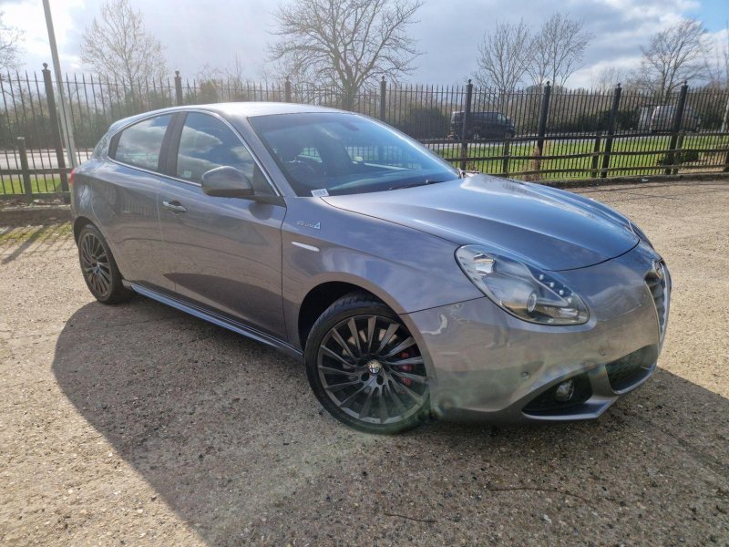 View ALFA ROMEO GIULIETTA 1.4 TB MultiAir QV Line Euro 6 (s/s) 5dr
