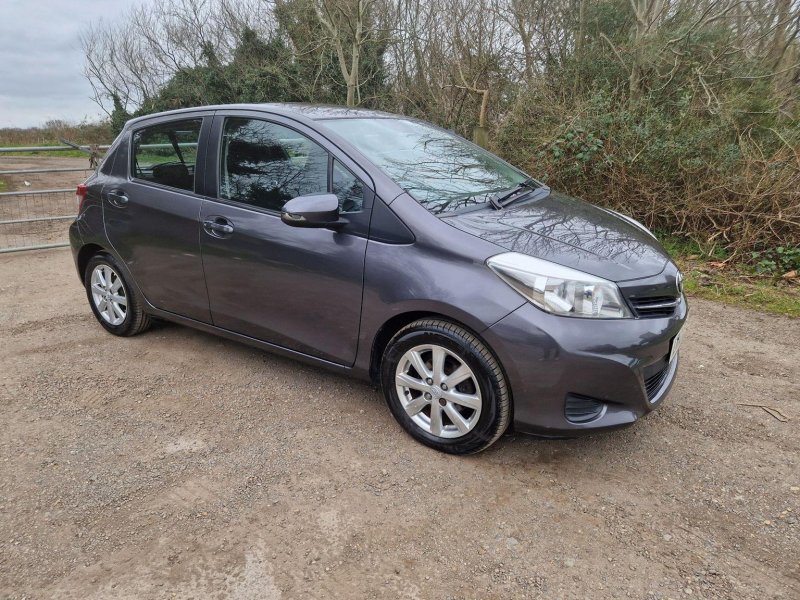 View TOYOTA YARIS 1.33 Dual VVT-i TR Multidrive S Euro 5 5dr