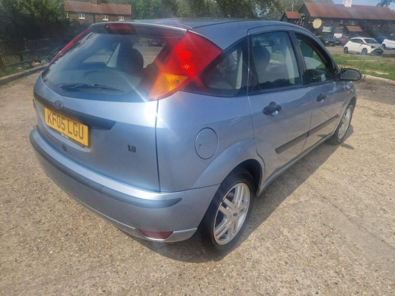 FORD FOCUS