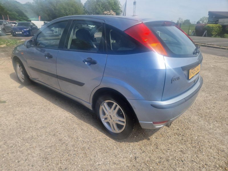 FORD FOCUS