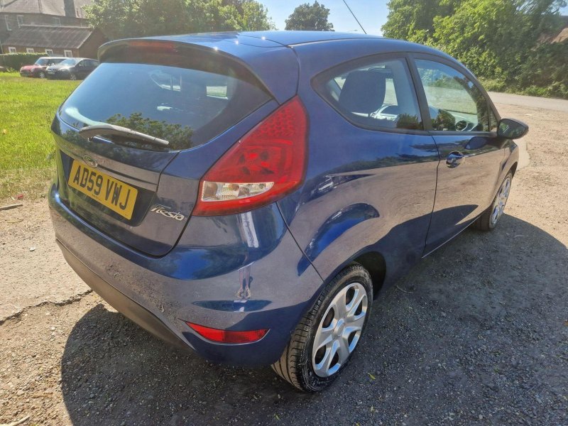 FORD FIESTA