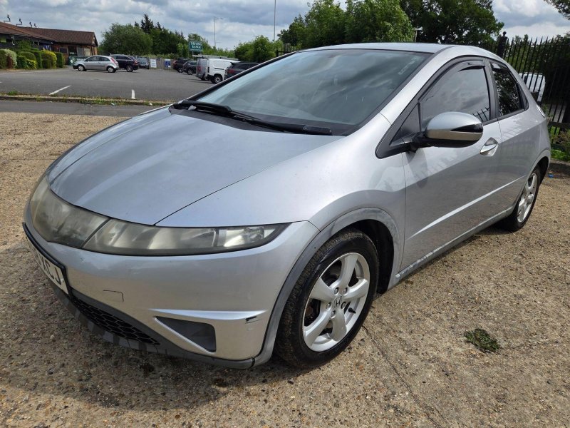 View HONDA CIVIC 1.8 i-VTEC SE 5dr