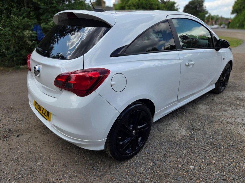 VAUXHALL CORSA