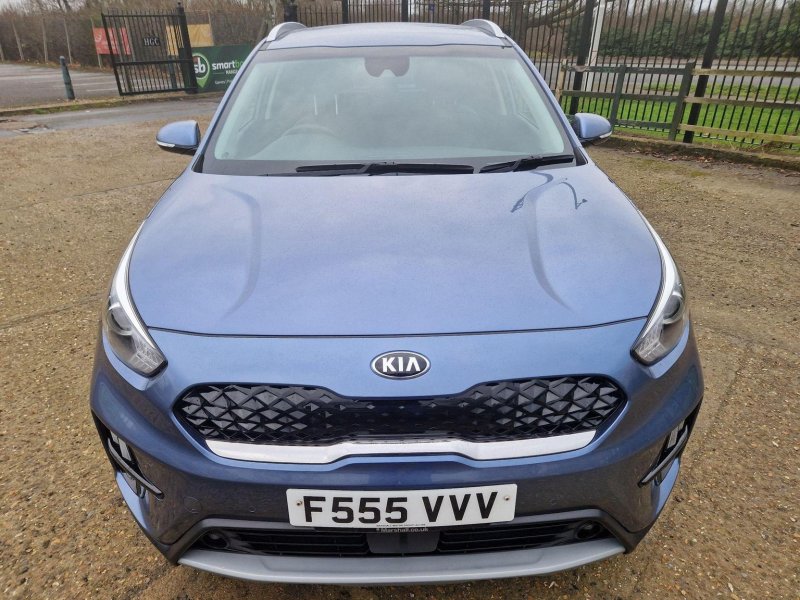 View KIA NIRO 1.6 GDi 8.9kWh 3 DCT Euro 6 (s/s) 5dr