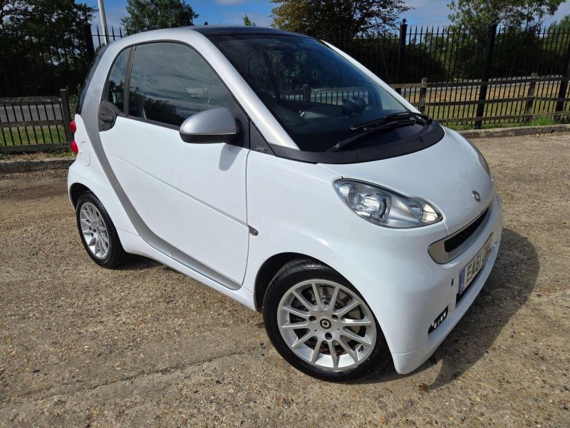View SMART FORTWO 1.0 Passion SoftTouch Euro 5 2dr