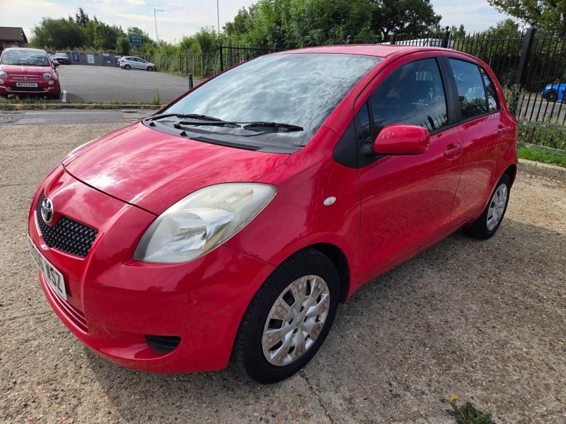 View TOYOTA YARIS 1.3 VVT-i T3 5dr