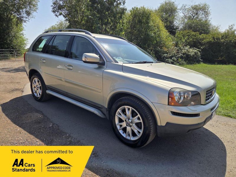 View VOLVO XC90 2.4 D5 SE Geartronic AWD 5dr