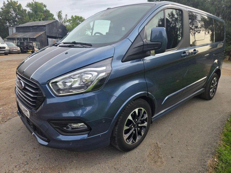 View FORD TOURNEO CUSTOM 2.0 320 EcoBlue Sport Auto L1 Euro 6 (s/s) 5dr