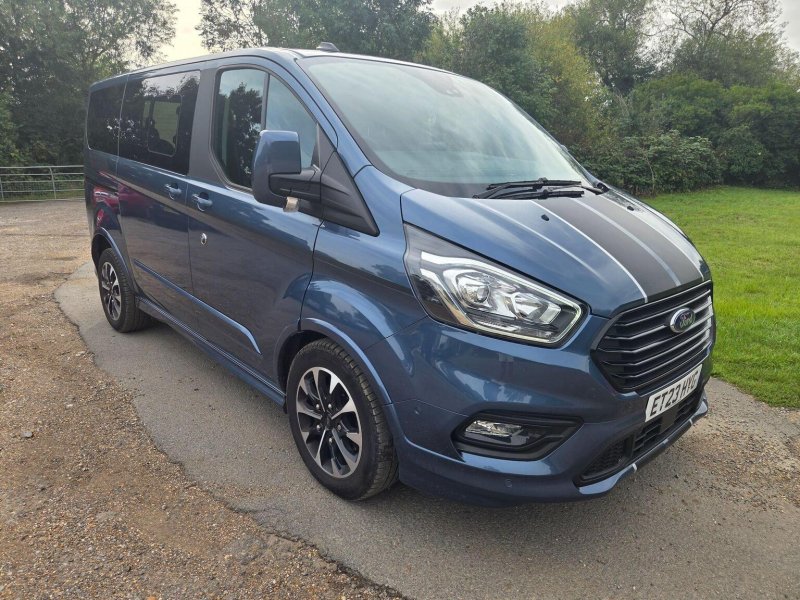 View FORD TOURNEO CUSTOM 2.0 320 EcoBlue Sport Auto L1 Euro 6 (s/s) 5dr