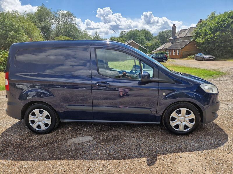 View FORD TRANSIT COURIER 1.5 TDCi Trend L1 Euro 5 5dr